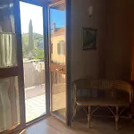 A Casa Di Maybe Bed and Breakfast